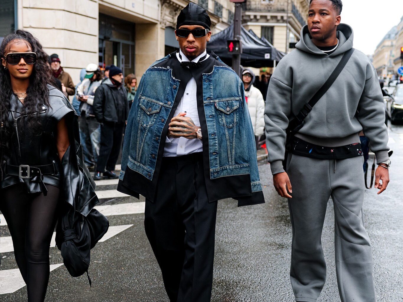 Miquelle West (à gauche), NLE Choppa (au milieu).